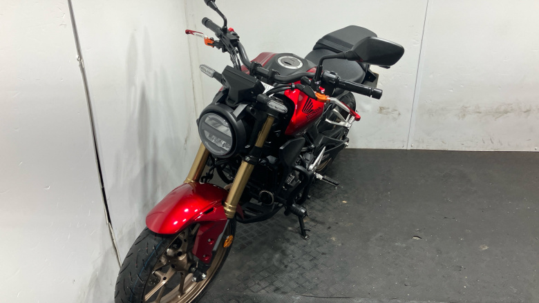 Honda CB300RA